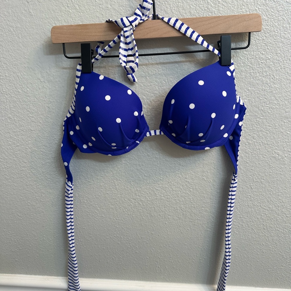 Venus Blue Polka Dot and stripe Bikini Top. Size 32 DDD/34 DD/36D